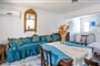 Apartmánový dům Angelica´s Traditional: fotografie vybavení exteriérů a interiérů ubytování.