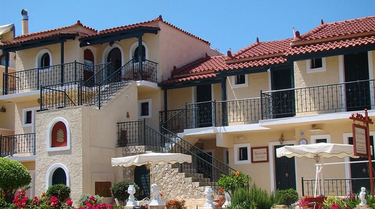 Penzion Christina: fotografie vybavení exteriérů a interiérů ubytování.