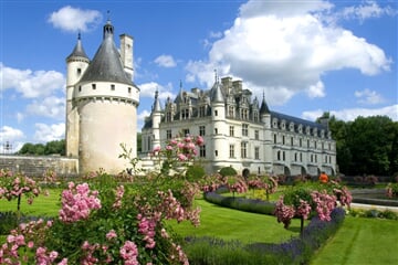 Francie - Paříž A Zámky Na Loiře