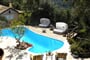 Hotel Pavezzo Country Retreat: fotografie vybavení exteriérů a interiérů ubytování.