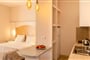 Hotel Marilen - Leros: fotografie vybavení exteriérů a interiérů ubytování.