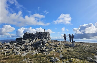 Irsko - Výšlapy na tři vrcholy Donegalu, divoká krása krajiny a bohatství památek z irské historie