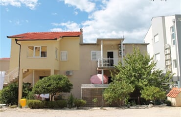 Baška Voda - Pokoje s polopenzí LJUBA