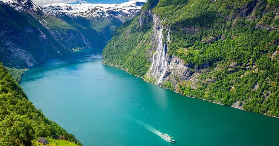 Norsko - Gieranger fjord a vodopád Seven Sisters