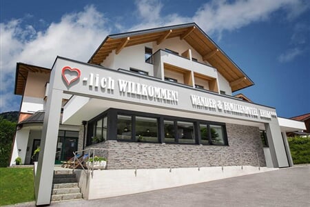 Salzburger Sportwelt - Hotel Erika ve Wagrainu ***