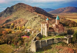 To nejlepší z Gruzie + TAJEMNÉ HORSKÉ KLÁŠTERY + VÝROBA KOŇAKU A VÍNA
