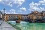 Most Ponte Vecchio ve Florencii