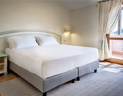 Pokoj family, Chia, Sardinie