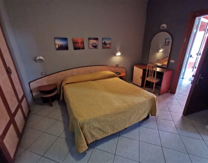 FAMILY HOTEL MEDITERRANEO   CESENATICO (24)