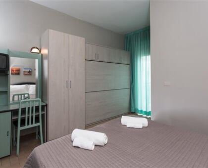 FAMILY HOTEL MEDITERRANEO   CESENATICO (28)