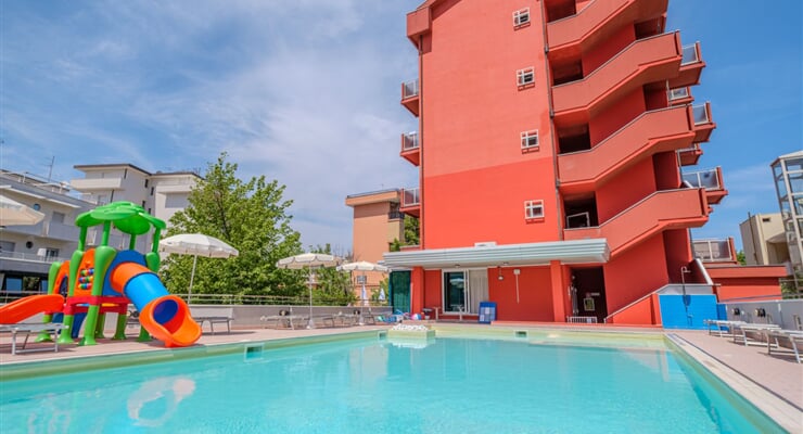 FAMILY HOTEL MEDITERRANEO   CESENATICO (36)