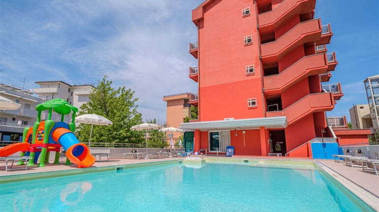 FAMILY HOTEL MEDITERRANEO   CESENATICO (36)
