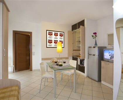 Residence Il Tulipano, Riccione (8)