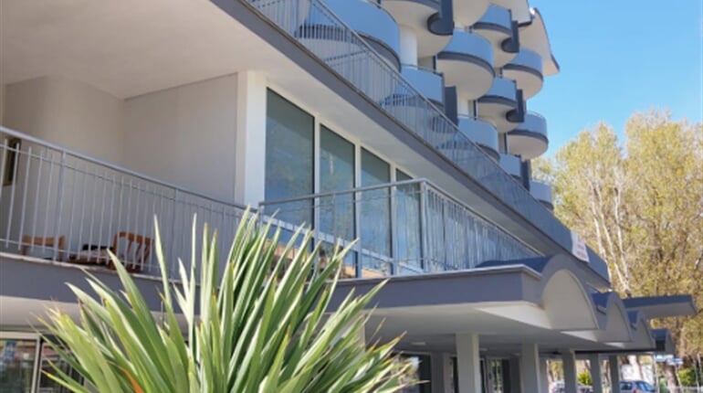 ALEXANDER HOTEL, San Mauro a Mare