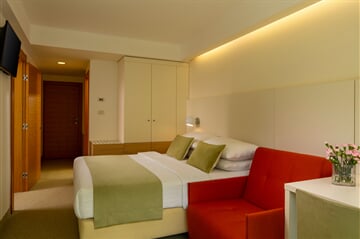 Vespera, 2 lôžková izba s prístelkou, strana park 3