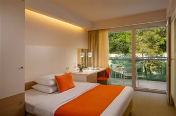 Vespera, izba pre invalidné osoby