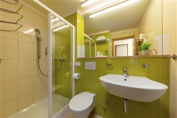 Vespera, kúpeľňa 4