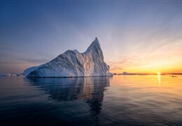 To nejlepší z Grónska + PŮLNOČNÍ SLUNCE NAD FJORDEM + PRAVÝ ŽIVOT OSADNÍKŮ