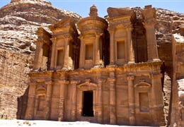 Velký okruh Jordánskem ****