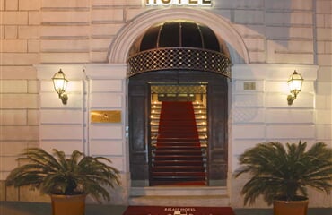 Hotel Antico Palazzo Rospogliosi **** - Řím