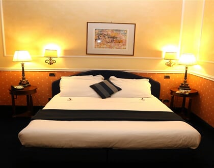 Hotel Antico Palazzo Rospogliosi, Rome (10)