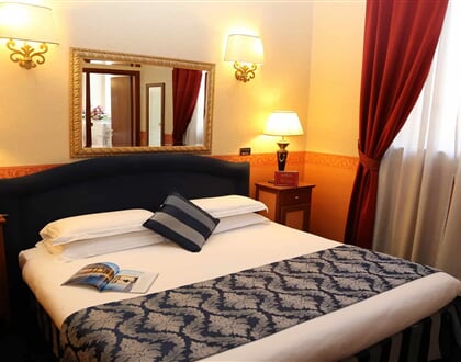 Hotel Antico Palazzo Rospogliosi, Rome (11)