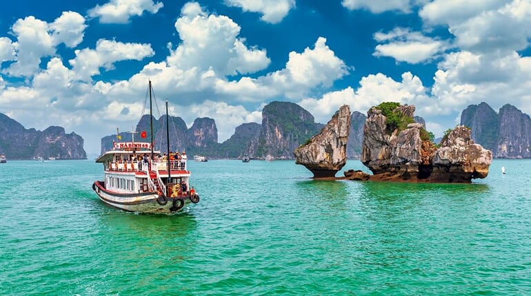 Foto - Vietnam a Kambodža + PLAVBA DRAČÍ ZÁTOKOU + TAJEMSTVÍ CHRÁMŮ ANGKORU