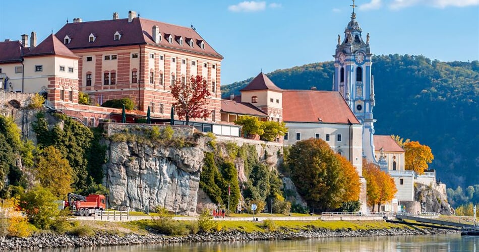 Foto - Východní Rakousko + ZÁMEK MAYERLING + ČOKOLÁDOVNA ZOTTER