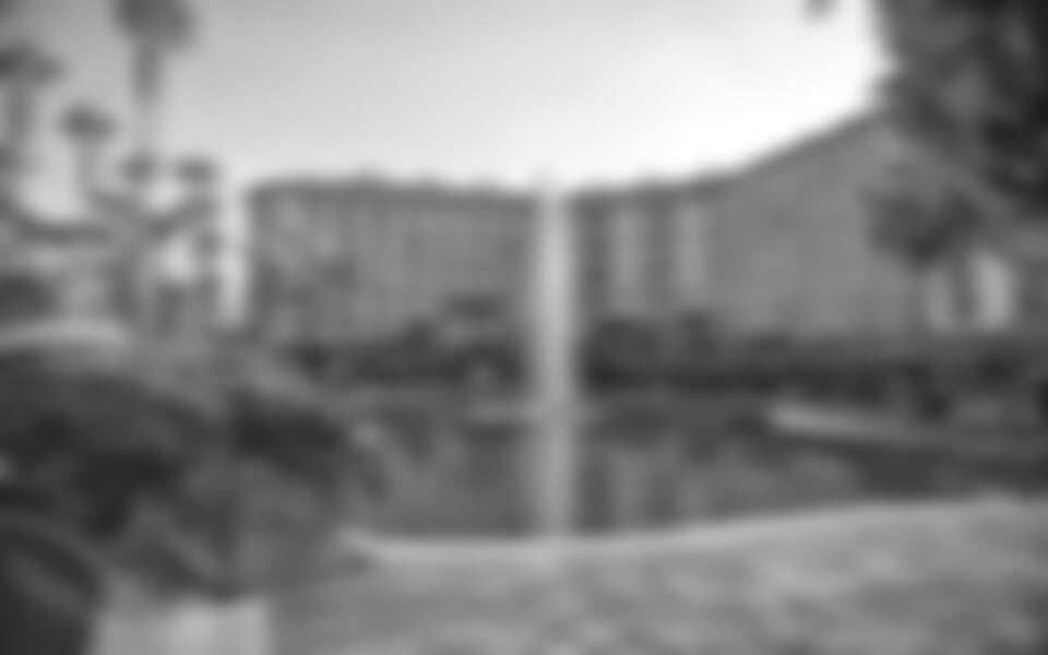 Side - Miramare Queen