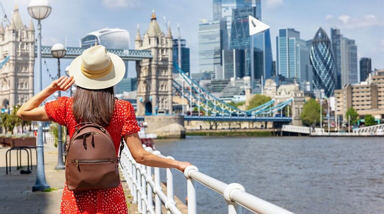 Foto - To nejlepší z Londýna + UNIVERZITNÍ OXFORD + TAJEMNÉ MEGALITY VE STONEHENGE