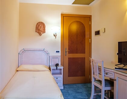 Hotel Royal Terme, Ischia Porto (8)