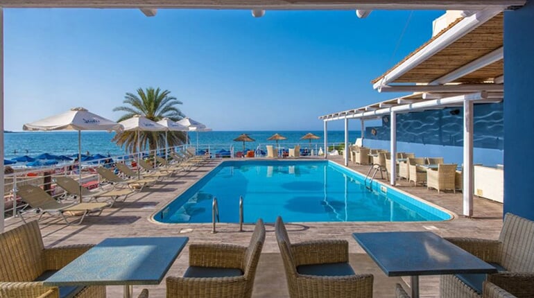 Hotel Stalis Beach: fotografie vybavení exteriérů a interiérů ubytování.