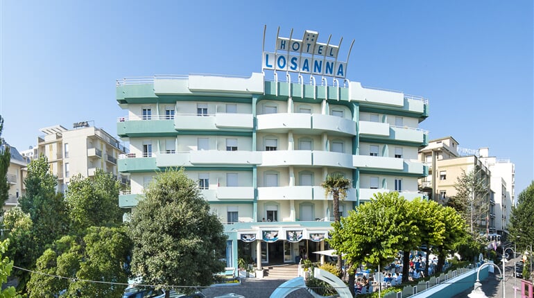 Hotel Losanna   Gabicce Mare (1)