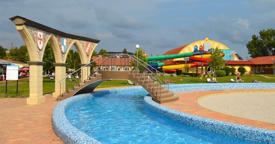 Rekreační bazény ve Velkém Meděru - zájezd do slovenských termálních lázní