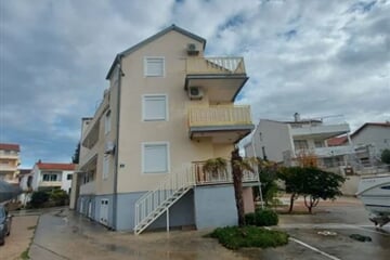 Srima (Vodice) - Osman apartmán ***