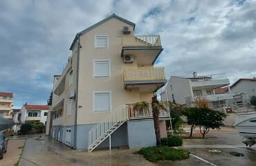 Srima (Vodice) - Osman apartmán ***