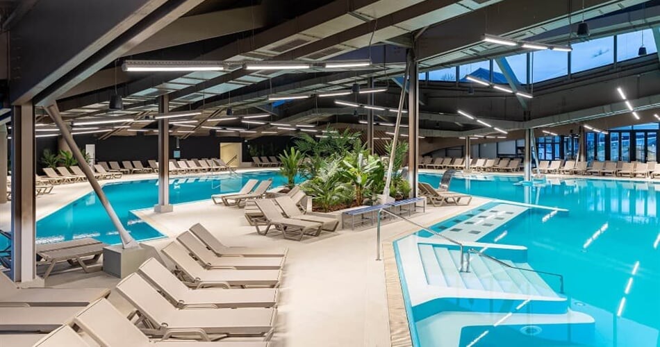 hotel Well, Vnitřní termální bazény