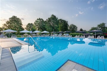 Terme Banovci - Hotel Zeleni gaj - pobyty na 4 noci