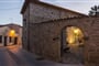 Exteriér panského domu, Gesturi, Sardinie