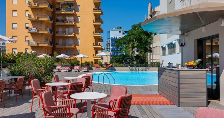 Charlie Hotel, Pesaro (1)