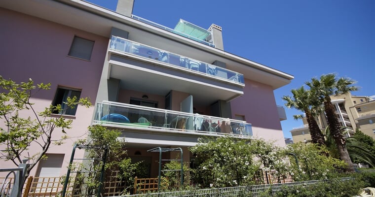 Palazzina Mediterraneo, San Benedetto del Tronto (1)