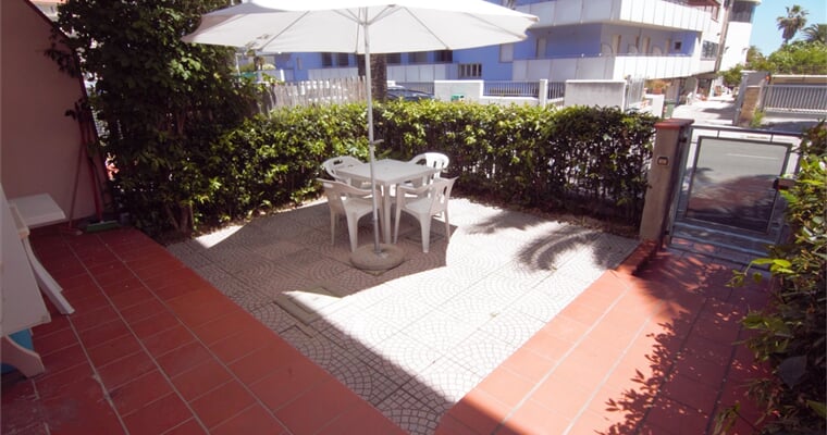 Palazzina Troiani, San Benedetto del Tronto (1)