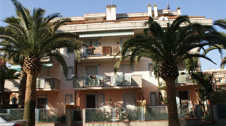 Palazzina Troiani, San Benedetto del Tronto (16)