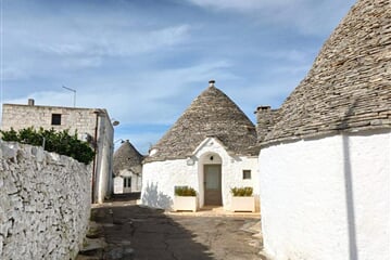 Trulli Holiday Village *** - Alberobello