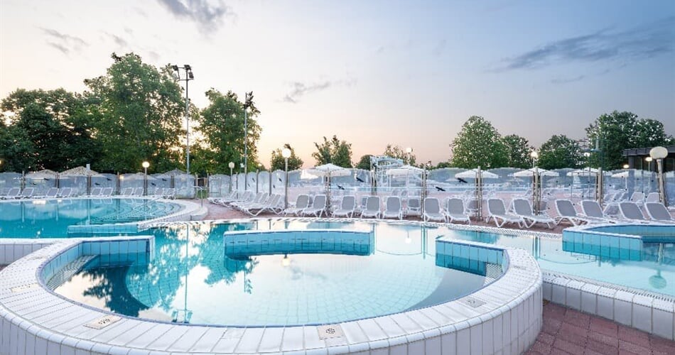 Terme Banovci, bazeny