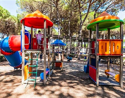 20 Itálie, Cesenatico   dětské hřiště kemp Pineta