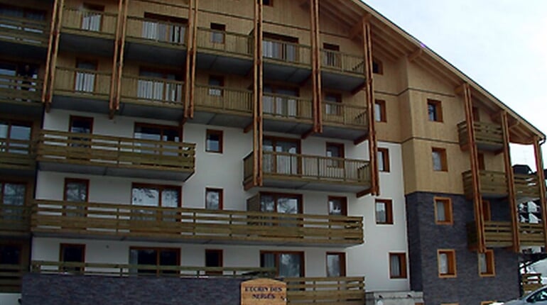 Foto - Risoul-Vars - Ecrin des Neiges, autobusem