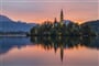 Slovinsko - západ slunce - Bled - shutterstock_4066429211