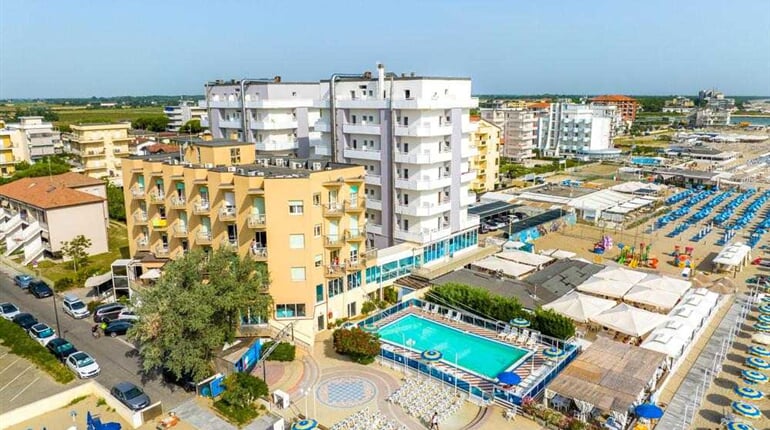 Hotel Bikini Tropicana (1)