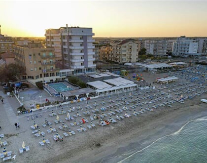 Hotel Bikini Tropicana (7)